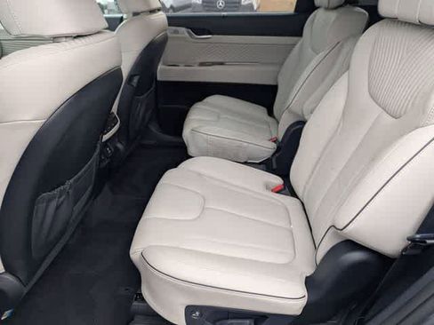 Used 2023 Hyundai Palisade Calligraphy image 20