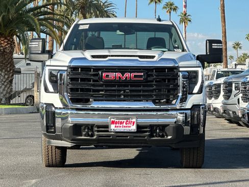 New 2025 GMC Sierra 2500 Pro w/ Convenience Package image 9