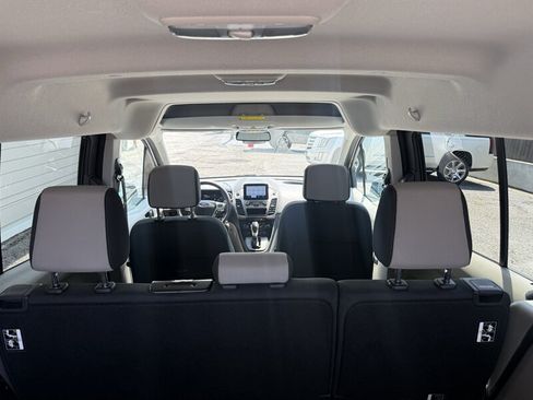 Used 2022 Ford Transit Connect XLT FWD image 13