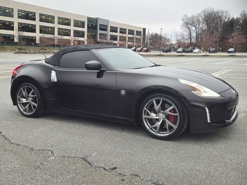 Used 2013 Nissan 370Z Touring w/ Sport Pkg image 43