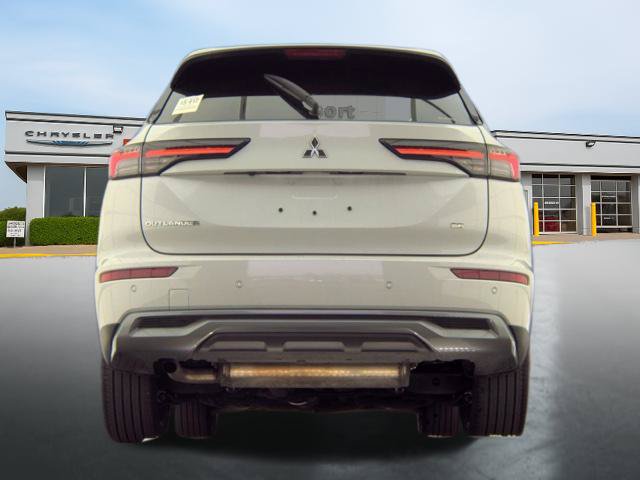 Used 2025 Mitsubishi Outlander SE AWD/4WD image 5