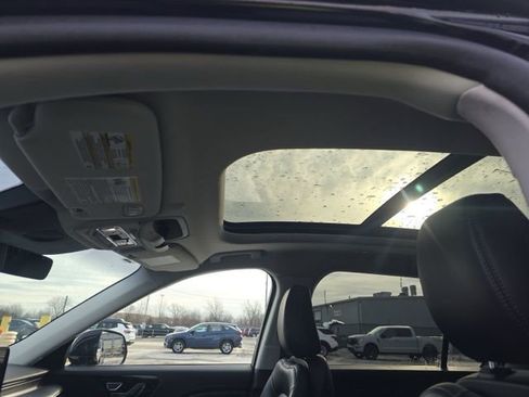 Used 2025 Lincoln Aviator AWD image 17