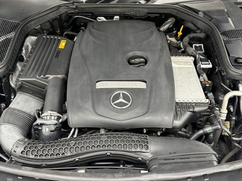 Used 2018 Mercedes-Benz C 300 4MATIC Cabriolet image 38