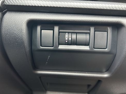 Certified 2025 Subaru Crosstrek 2.5i Limited w/ Popular Package #4A image 19