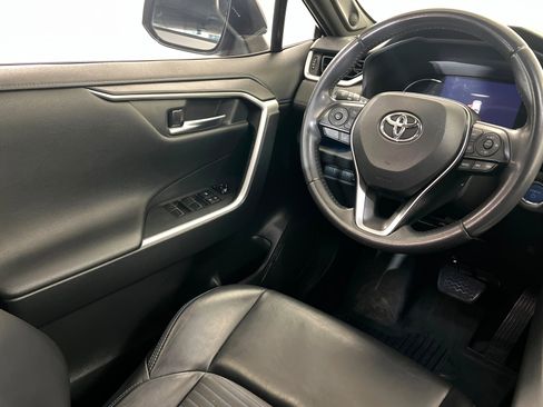 Certified 2019 Toyota RAV4 XSE AWD/4WD image 12