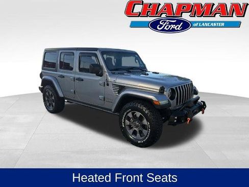 Used 2018 Jeep Wrangler Unlimited Sahara AWD/4WD image 3