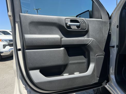 New 2026 Chevrolet Silverado 1500 Custom Trail Boss w/ LPO, Dark Essentials Package AWD/4WD image 15