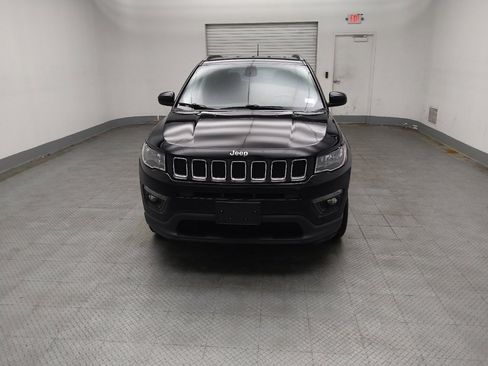 Used 2019 Jeep Compass Latitude w/ Popular Equipment Group AWD/4WD image 15