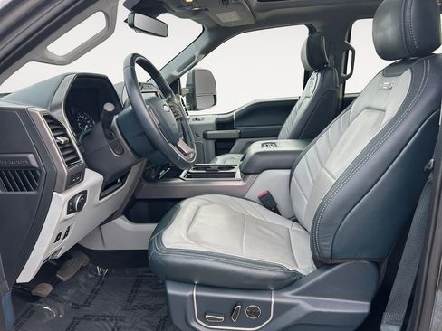 Used 2022 Ford F350 Limited w/ FX4 Off-Road Package image 15