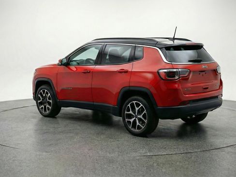 Used 2025 Jeep Compass Limited AWD/4WD image 6