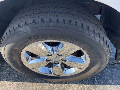 Used 2018 RAM 1500 Laramie image 18