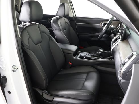 Used 2023 Kia Sorento S w/ Panoramic Sunroof Package AWD/4WD image 32