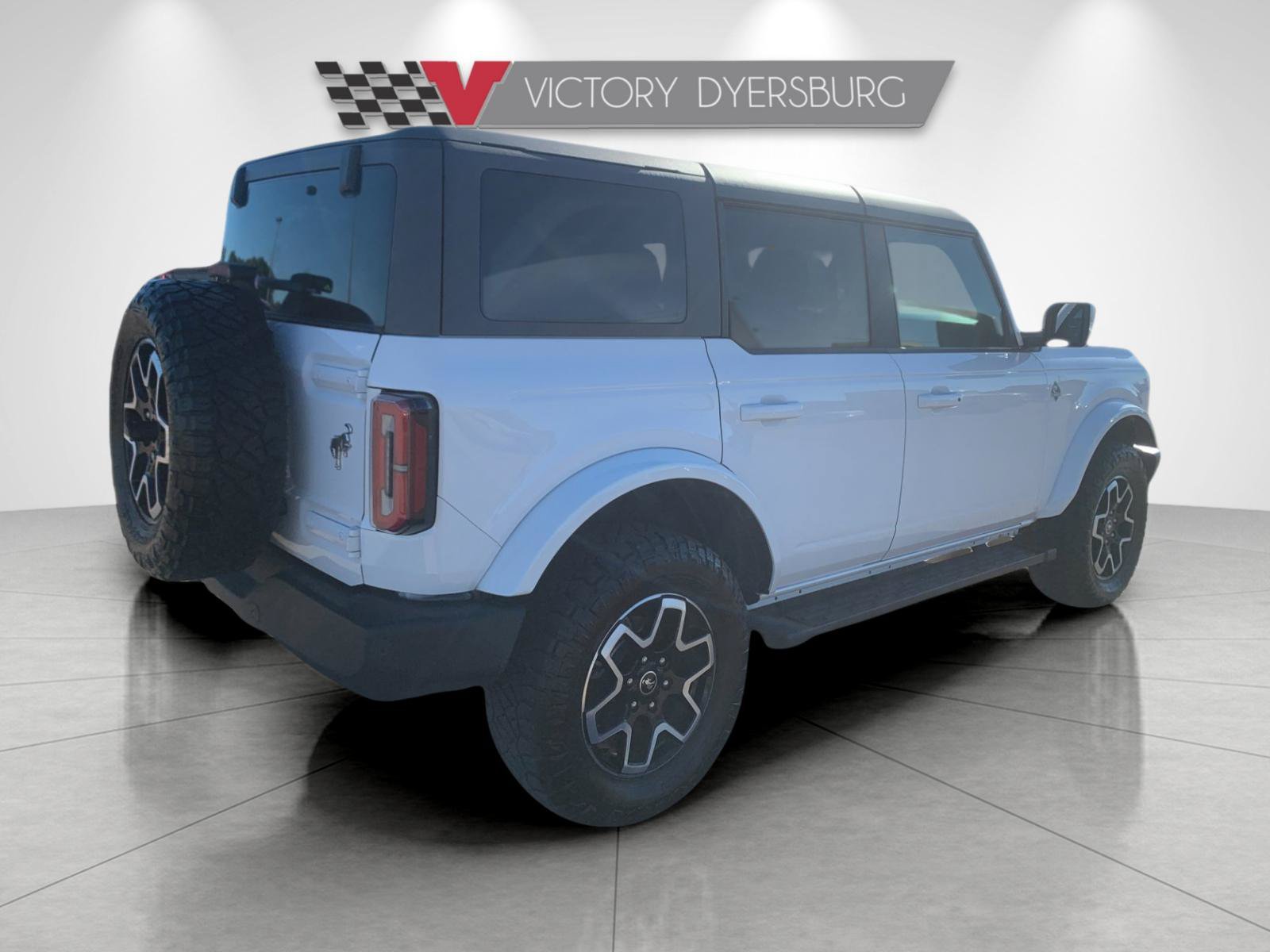 Used 2024 Ford Bronco Outer Banks AWD/4WD image 4