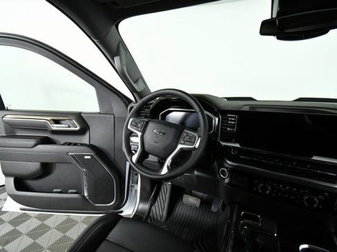 New 2026 Chevrolet Silverado 1500 LT Trail Boss w/ Convenience Package II image 19