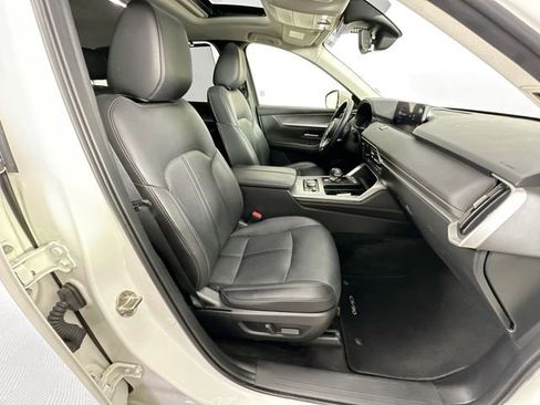 Used 2024 MAZDA CX-90 3.3 Turbo w/ Preferred Plus AWD/4WD image 29