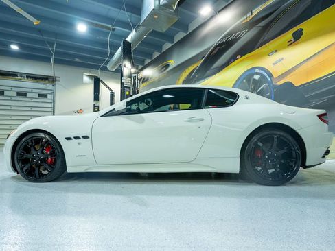 Used 2014 Maserati GranTurismo Sport RWD image 10