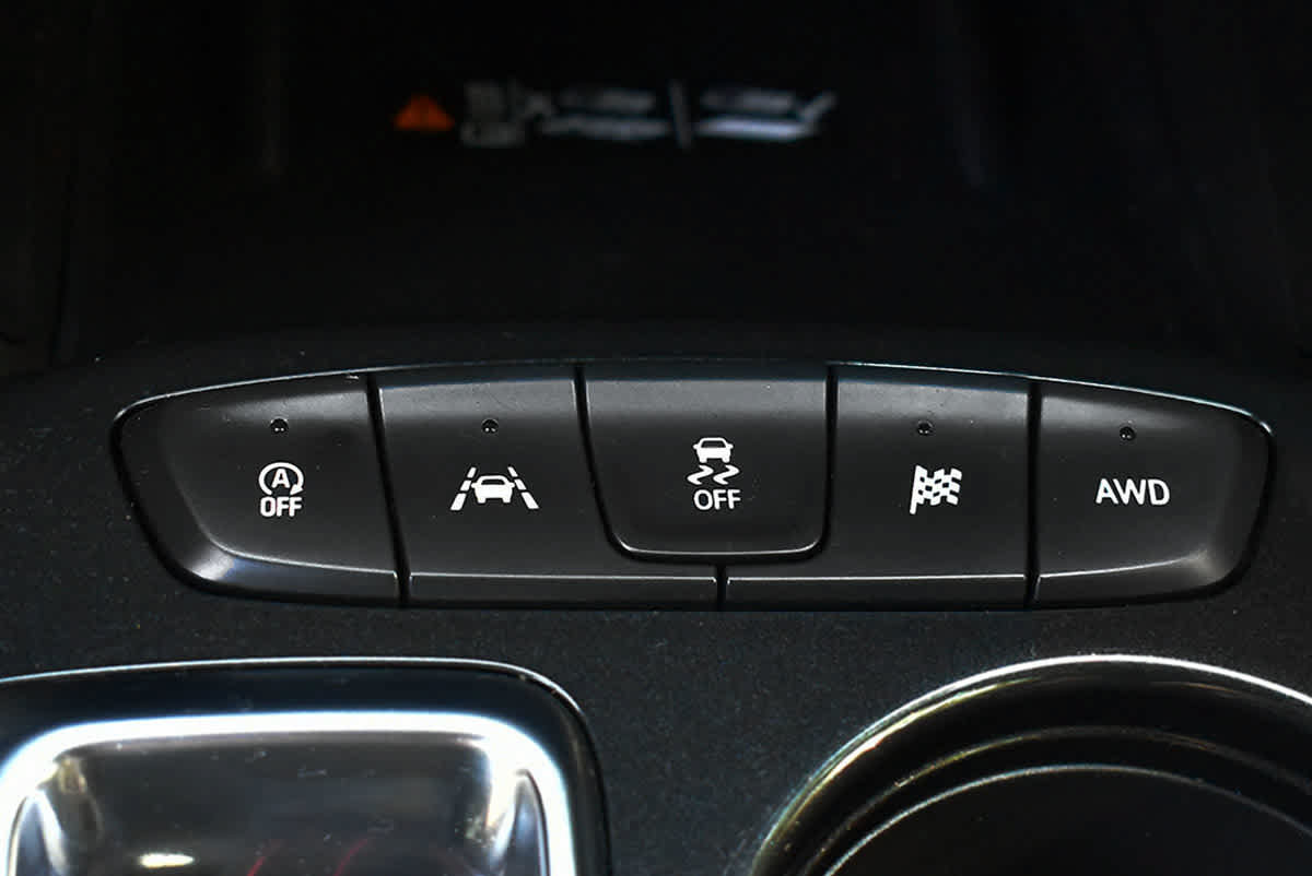Used 2025 Chevrolet TrailBlazer RS w/ Convenience Package AWD/4WD image 21