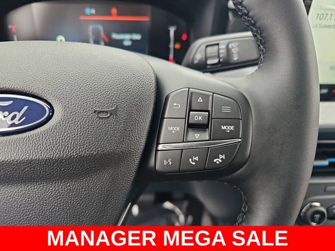 New 2026 Ford Maverick XLT w/ XLT Luxury Package FWD image 17