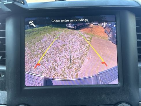 Used 2019 RAM 2500 Tradesman w/ Chrome Appearance Group AWD/4WD image 5
