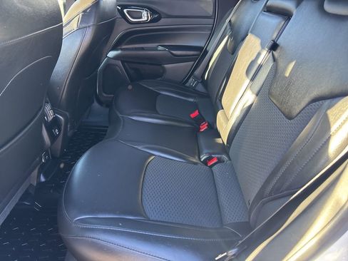 Used 2022 Jeep Compass Altitude image 14