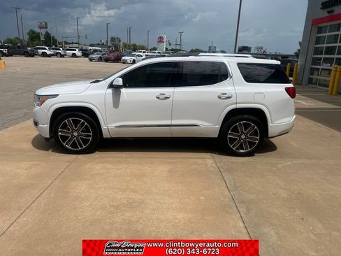 Used 2019 GMC Acadia Denali AWD/4WD image 2