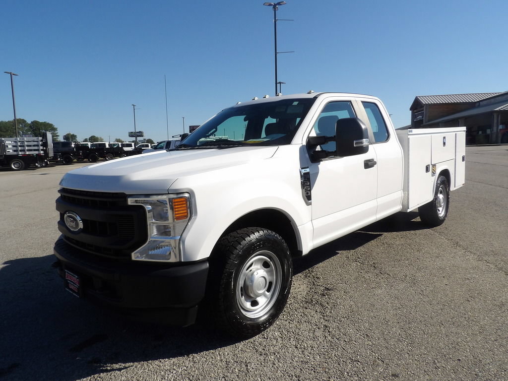 Used 2020 Ford F350 XL w/ Power Equipment Group RWD image 3