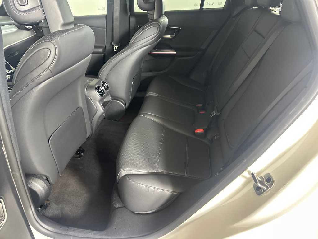 Certified 2026 Mercedes-Benz GLC 300 image 23
