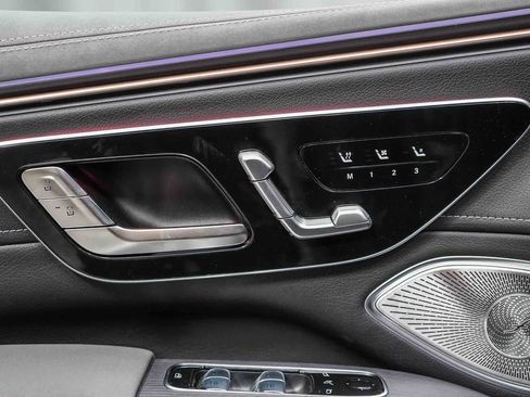 New 2026 Mercedes-Benz EQS 400 4MATIC SUV image 22