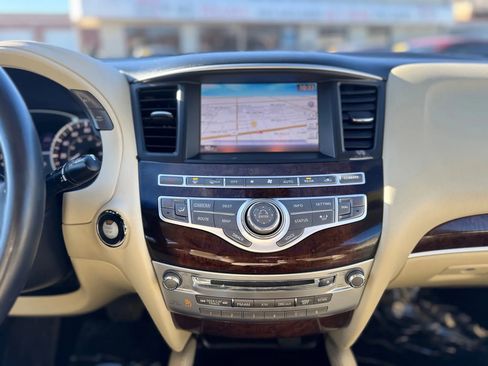 Used 2015 INFINITI QX60 AWD w/ Deluxe Touring Package image 30