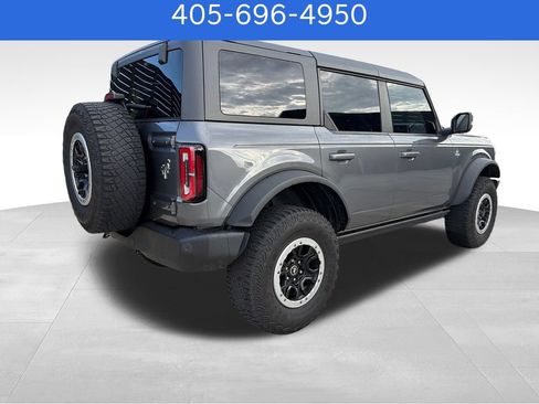 Used 2023 Ford Bronco Outer Banks w/ Sasquatch Package AWD/4WD image 6