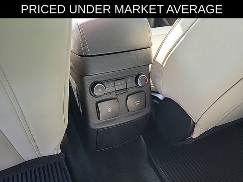 Used 2016 Ford Explorer Platinum AWD/4WD image 10
