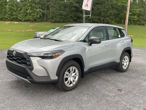 Used 2026 Toyota Corolla Cross L FWD image 5