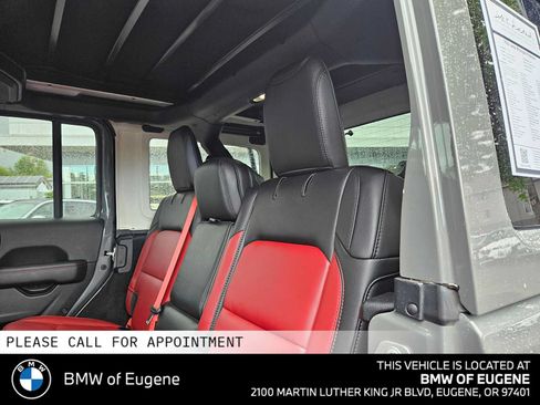 Used 2023 Jeep Wrangler Unlimited Rubicon 392 AWD/4WD image 19
