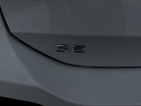 New 2026 Volkswagen Tiguan SE image 32