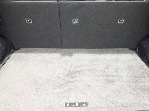 Certified 2025 Kia Niro Wave w/ Wave Preserve Package image 23