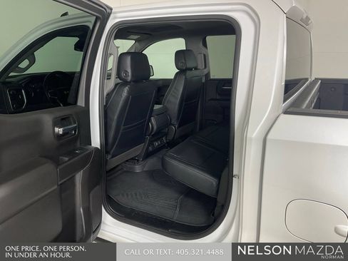 Used 2022 Chevrolet Silverado 1500 LT AWD/4WD image 13