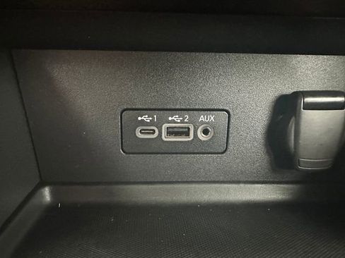 Used 2022 Nissan Sentra SV image 25