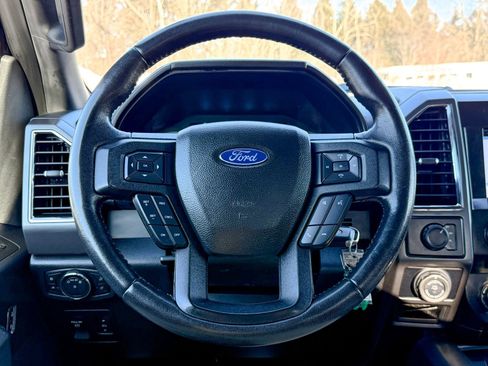 Used 2017 Ford F150 XLT w/ Equipment Group 302A Luxury image 37