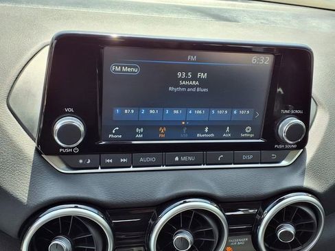 Used 2024 Nissan Sentra S FWD image 5