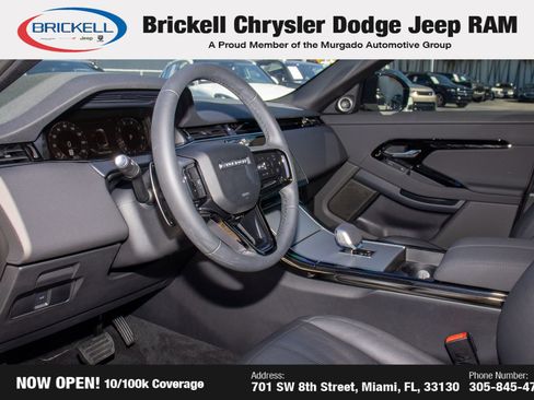 Used 2025 Land Rover Range Rover Evoque S image 15