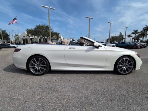 Used 2019 Mercedes-Benz S 560 Cabriolet image 4