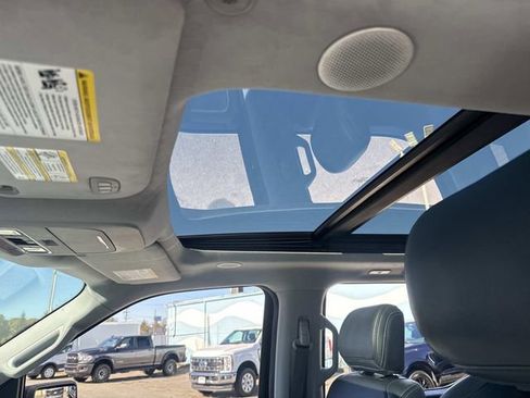 Used 2022 Ford F150 Limited image 29