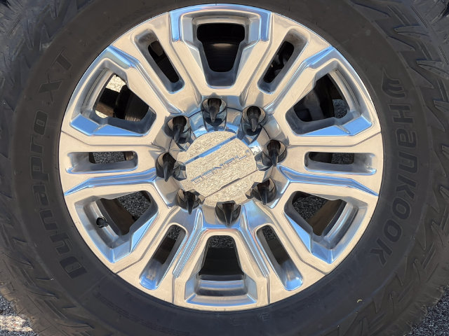 Used 2020 GMC Sierra 3500 Denali w/ Denali Ultimate Package AWD/4WD image 9