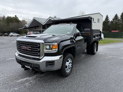 Used 2018 GMC Sierra 3500 4x4 Regular Cab w/ Sierra Convenience Package