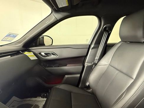 New 2026 Land Rover Range Rover Velar Dynamic SE image 18