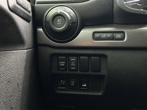 Used 2021 Nissan Titan PRO-4X w/ Pro-4x Convenience Package image 41