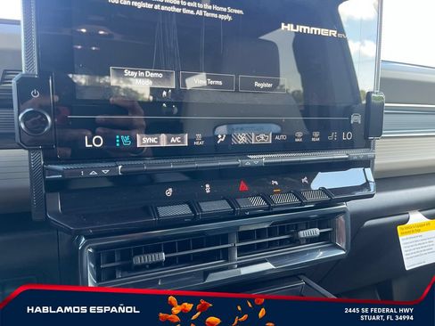 New 2026 GMC Hummer EV SUV AWD/4WD image 28