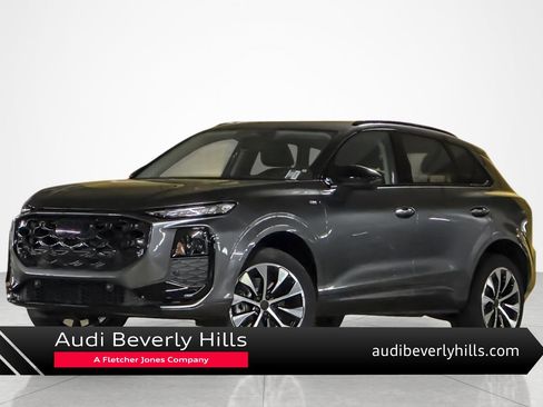 New 2026 Audi Q3 quattro 2.0T AWD/4WD image 1