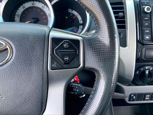 Used 2014 Toyota Tacoma PreRunner w/ Limited Package RWD image 23