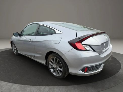 Used 2019 Honda Civic EX image 7